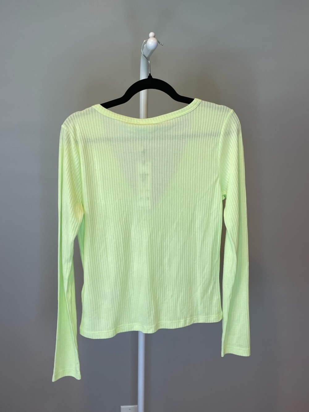 Noisy May Neon Green Ribbed Button-Front Top - XL - Picture 2 of 3